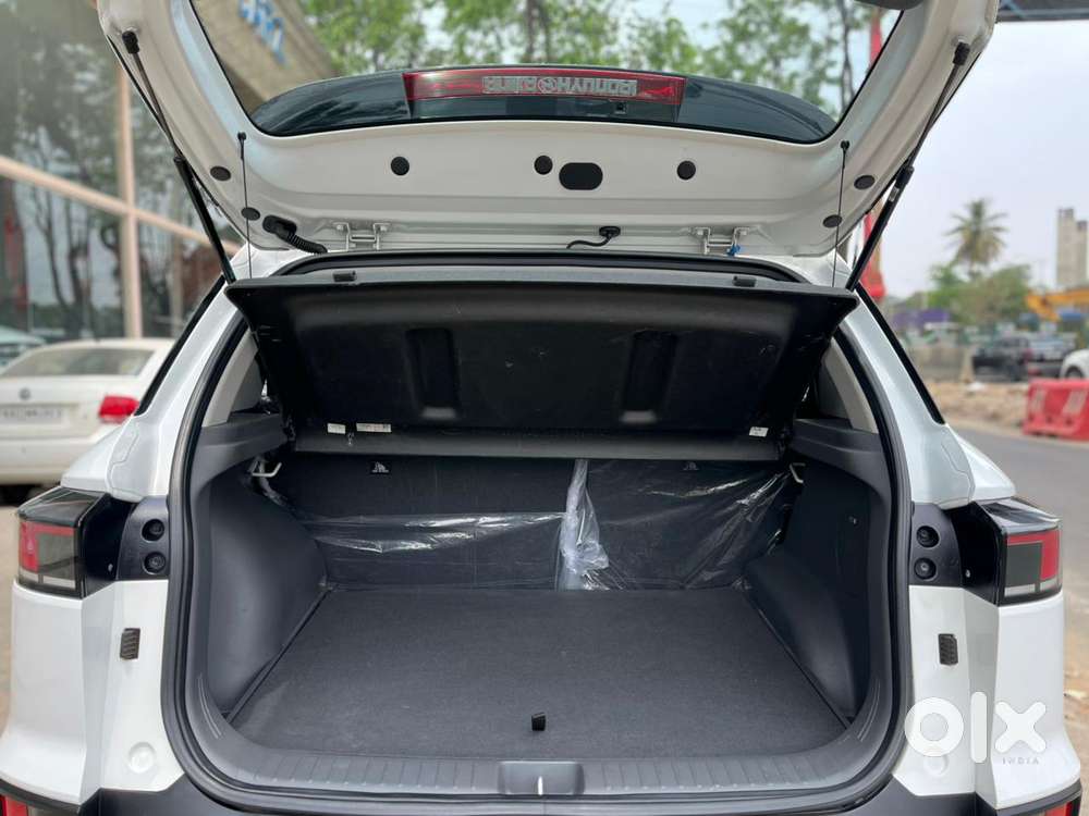 Hyundai Creta 1.5 Sx (o) Knight Ivt Petrol, 2024, Petrol