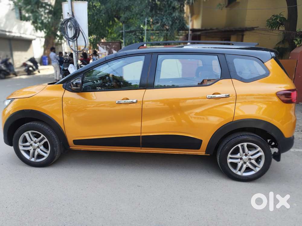 Renault Triber Rxt, 2022, Petrol