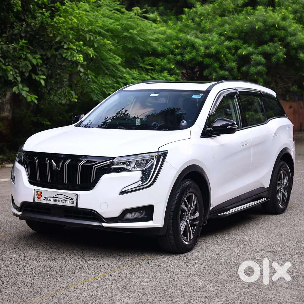 Mahindra Xuv700 2.0 Ax 7 Petrol At Str, 2024, Petrol