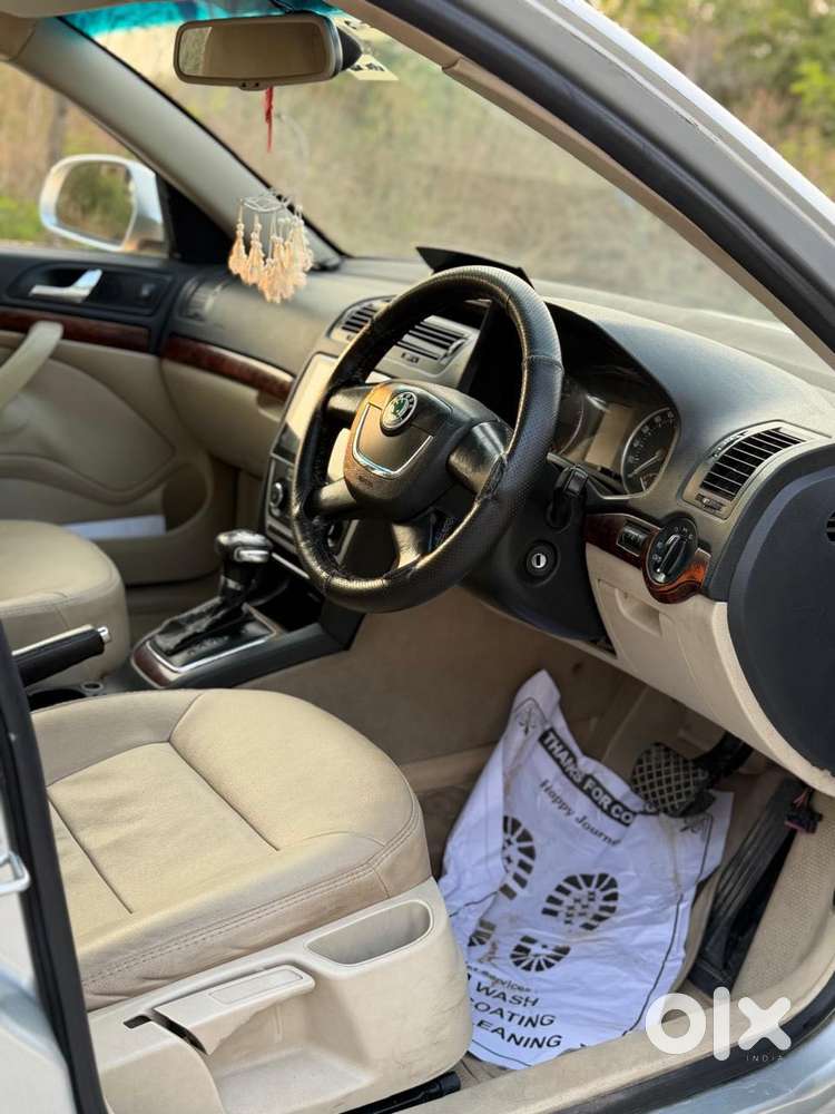 Skoda Laura 2.0 Elegance Tdi Cr At, 2011, Diesel