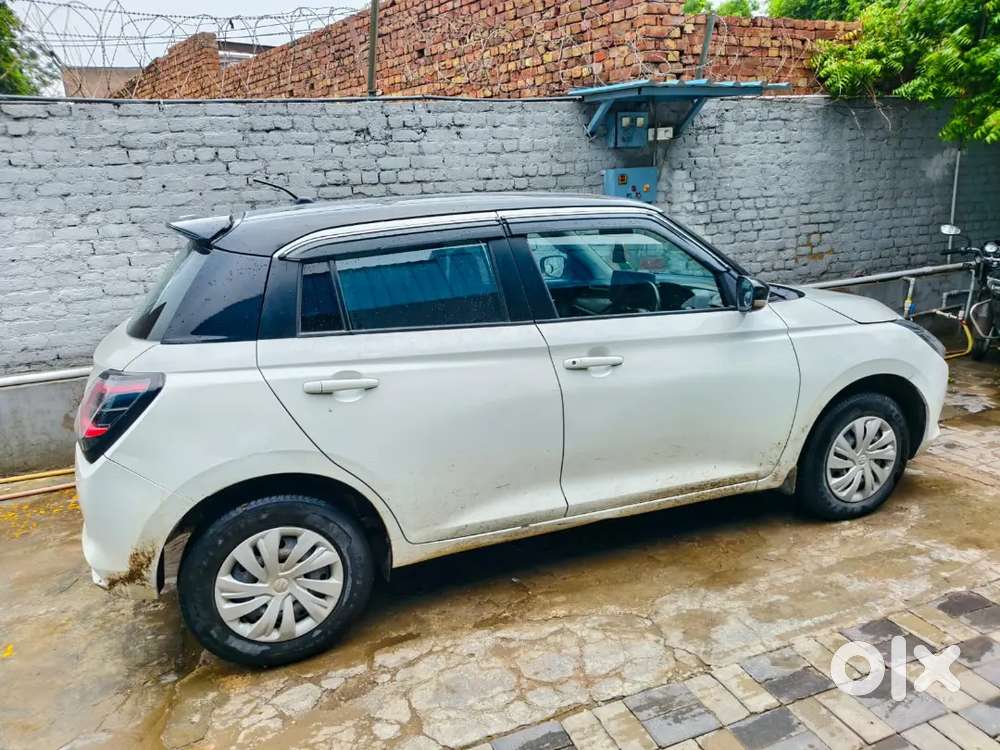 Maruti Suzuki Swift 1.2 2024
