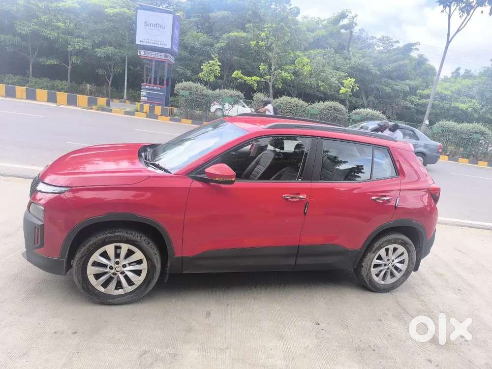Skoda Kylaq Signature 2025 Petrol At