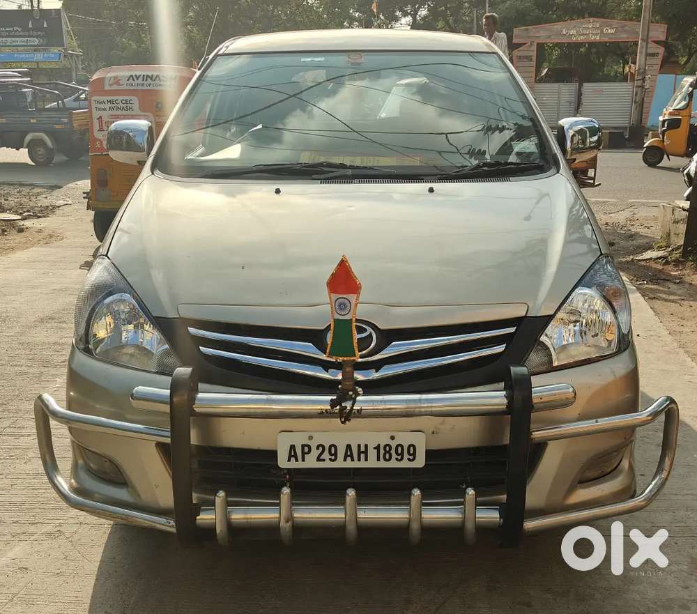 Toyota Innova 2.5 G 2009 Diesel Manual