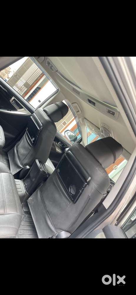 Toyota Innova Crysta 2022 Petrol Well Maintained