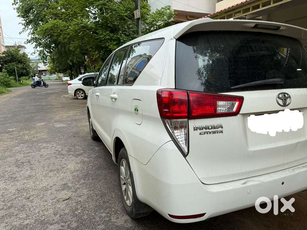 Toyota Innova Crysta 2017