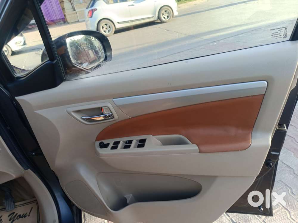 Maruti Suzuki Ertiga 1.5 Vxi, 2016, Cng & Hybrids