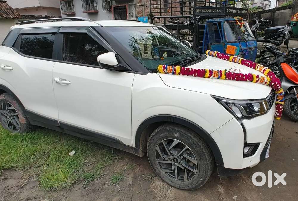 Mahindra Xuv300 1.2 W8 2025 With Vip Number