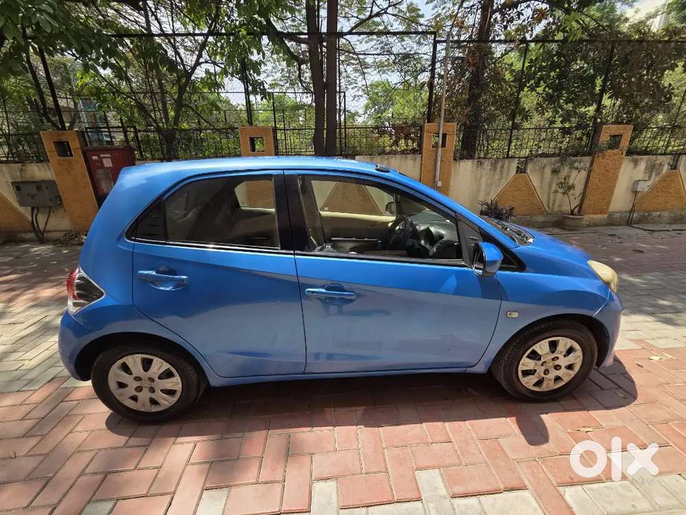 Honda Brio 2011 Petrol Well Maintained