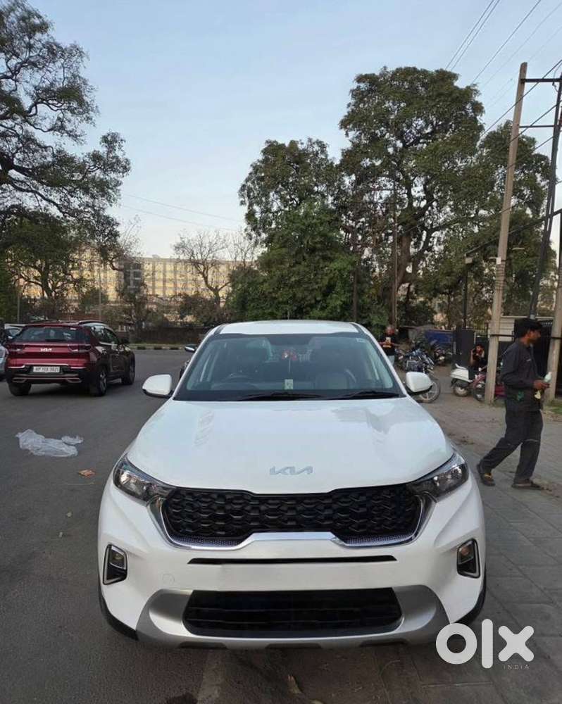 Kia Sonet Petrol 2023