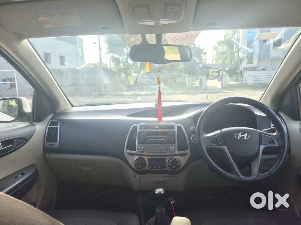Hyundai I20 Asta Petrol Manual 2012