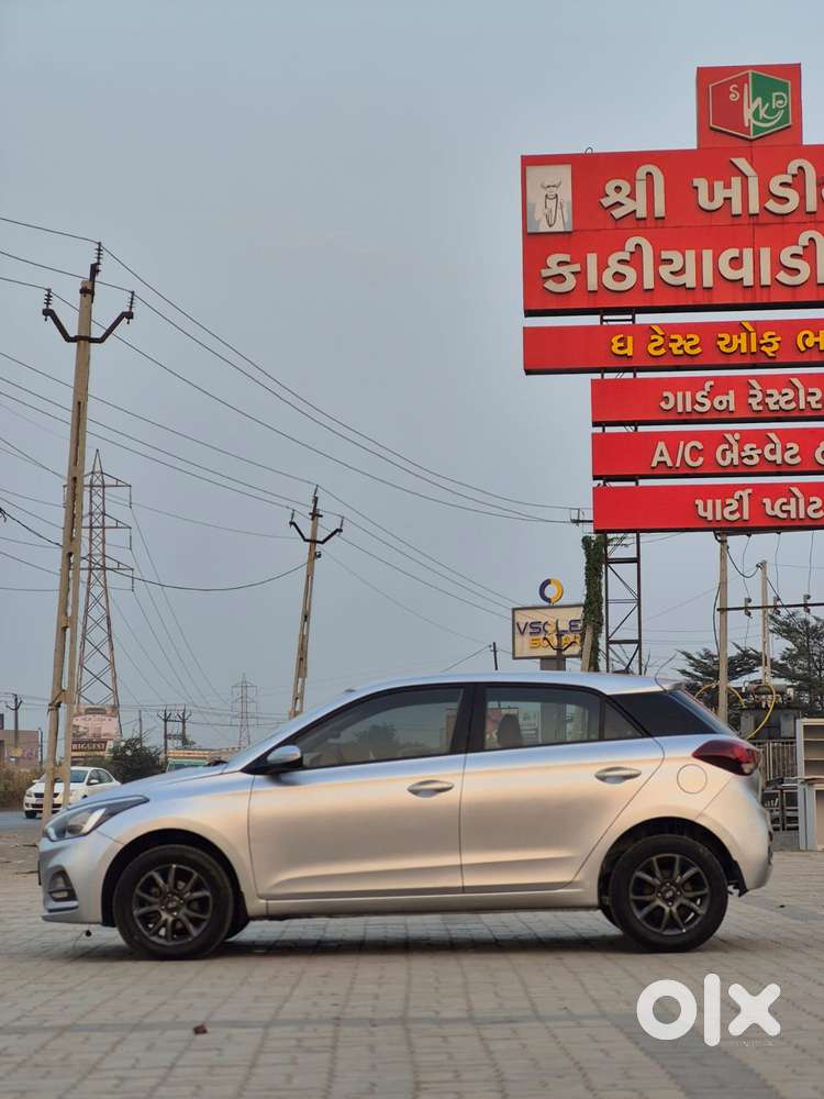 Hyundai I20 Sportz 1.2 Mt Dual Tone, 2020, Diesel