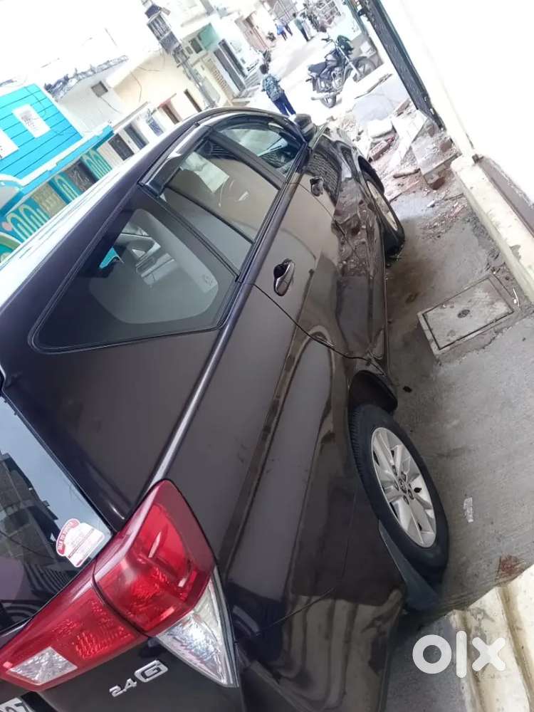 Toyota Innova Crysta 2018 Diesel 73000 Km Driven