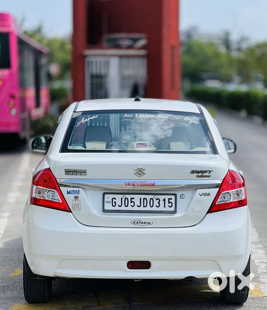 Maruti Suzuki Swift Dzire Vxi Optional, 2014, Petrol