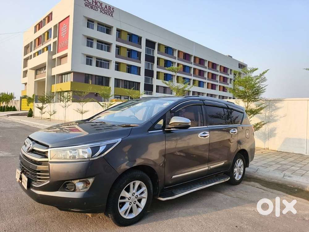Toyota Innova Crysta 2.4 G Mt 8s, 2020, Diesel