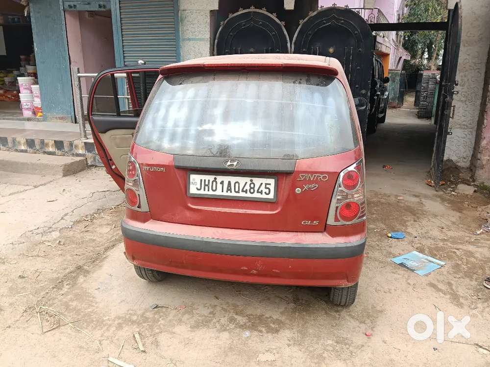 Santro In Good Condition Fully Maintained Sirf Petrol Dalo Aur Chalawo