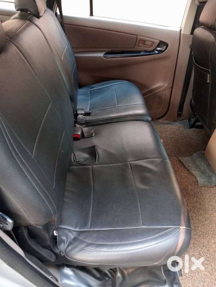 Toyota Innova 2.5 G (diesel) 8 Seater, 2015, Diesel