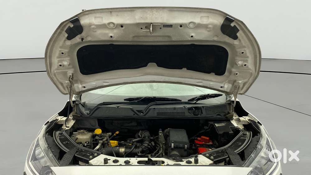 Nissan Magnite 1.0 Xv Turbo Cvt, 2022, Petrol