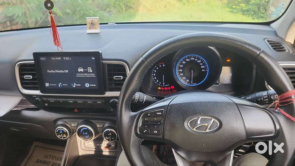 Hyundai Venue Sx 2021 - Urgent Sale