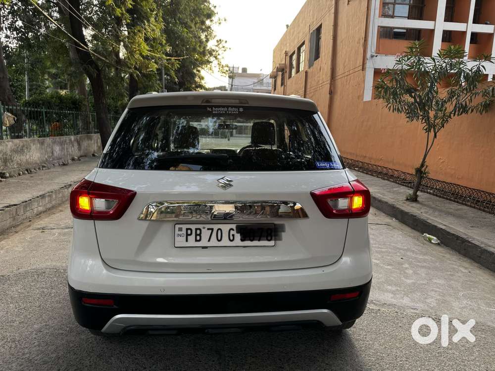 Maruti Suzuki Vitara Brezza Zxi + Mt, 2021, Petrol