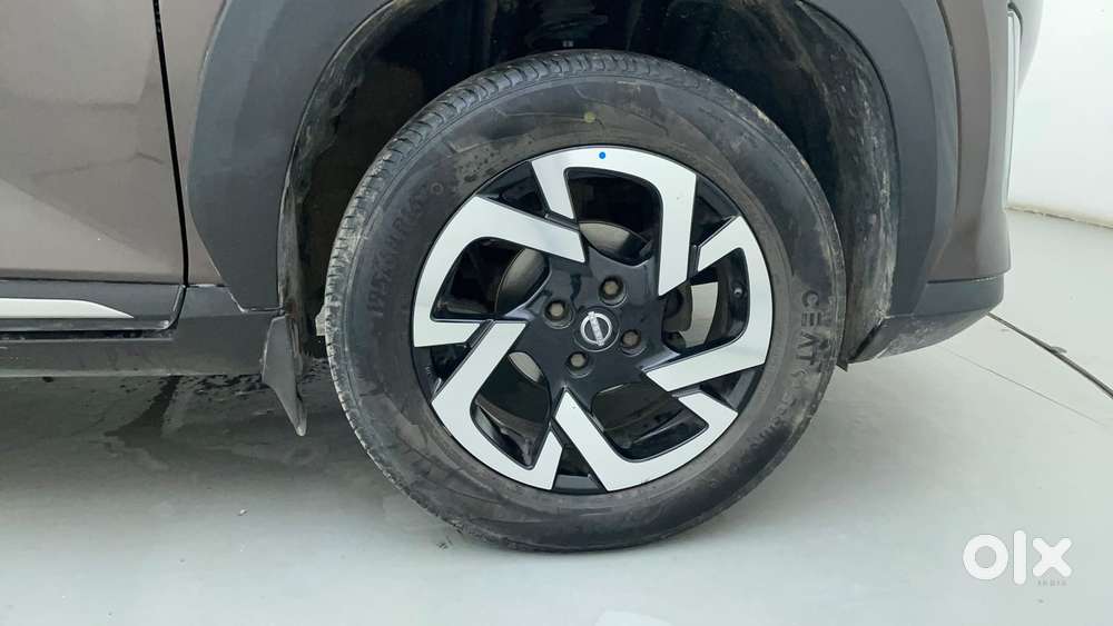 Nissan Magnite 1.0 Xv, 2021, Petrol