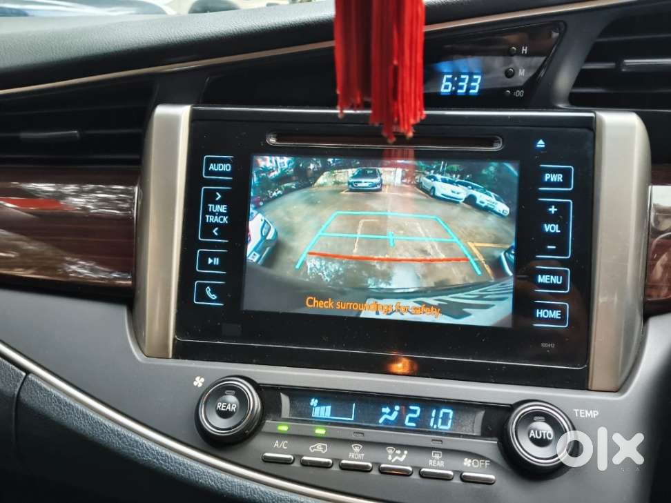 Toyota Innova Crysta 2.4 V, 2016, Diesel