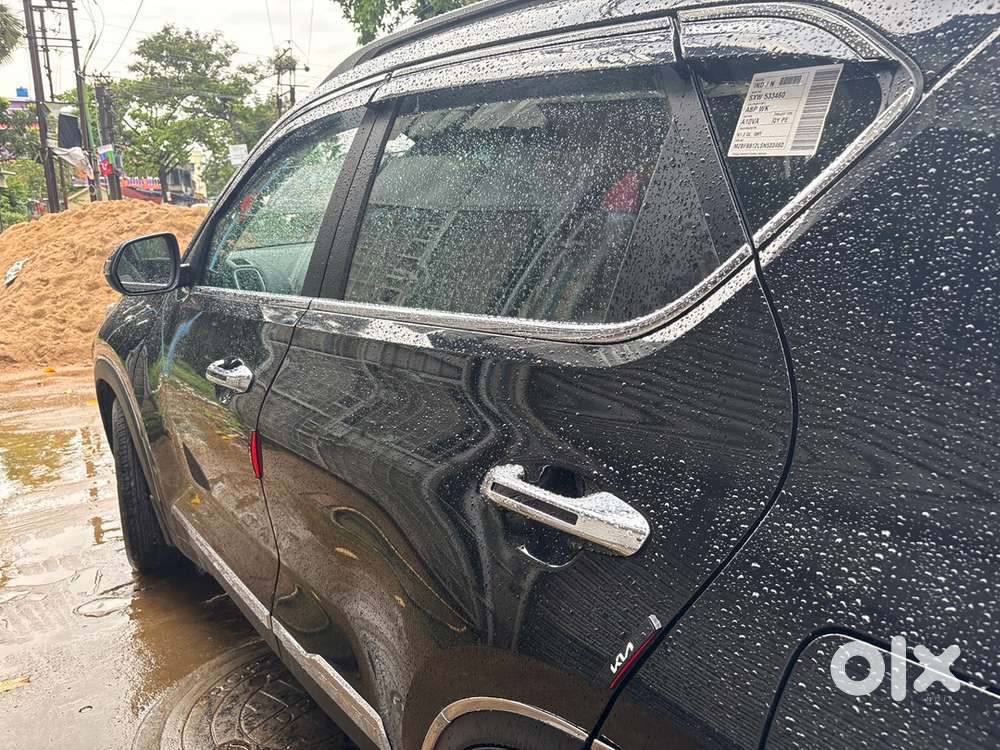 Kia Sonet Petrol 2025
