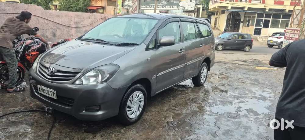 Toyota Innova 2011 Gx