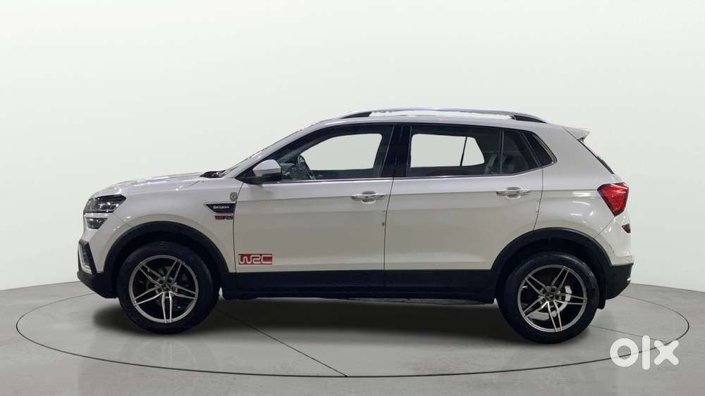 Skoda Kushaq 1.0 Tsi Style, 2022, Petrol