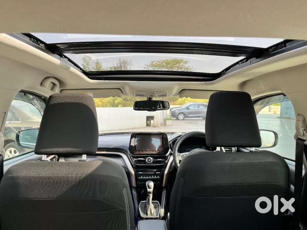 Maruti Suzuki Grand Vitara 1.5 Zeta Plus Intelligent Hybrid Ecvt, 20..
