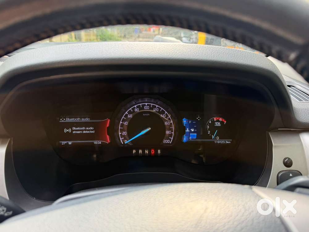 Ford Endeavour 2.2 Titanium 4x2 At, 2016, Diesel
