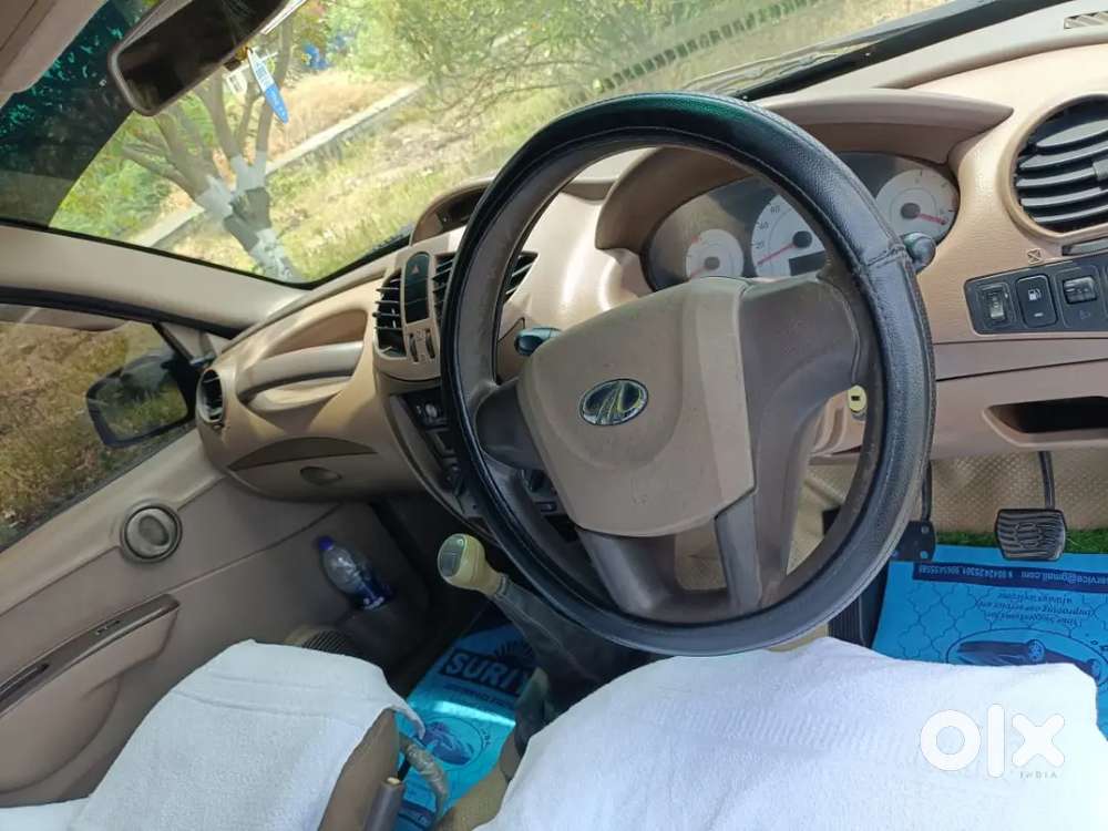 Mahindra Xylo 2012