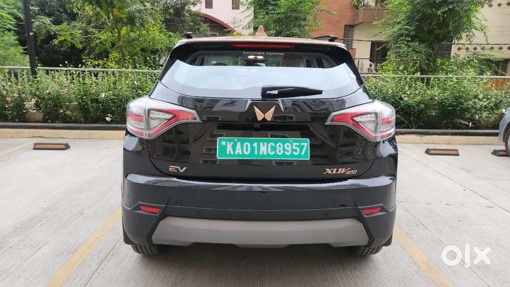 Mahindra Xuv400 Ev 2024 Electric Well Maintained