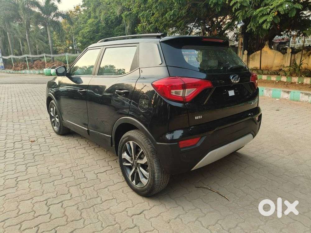 Mahindra Xuv300 W8 Option Dual Tone Diesel, 2021, Diesel
