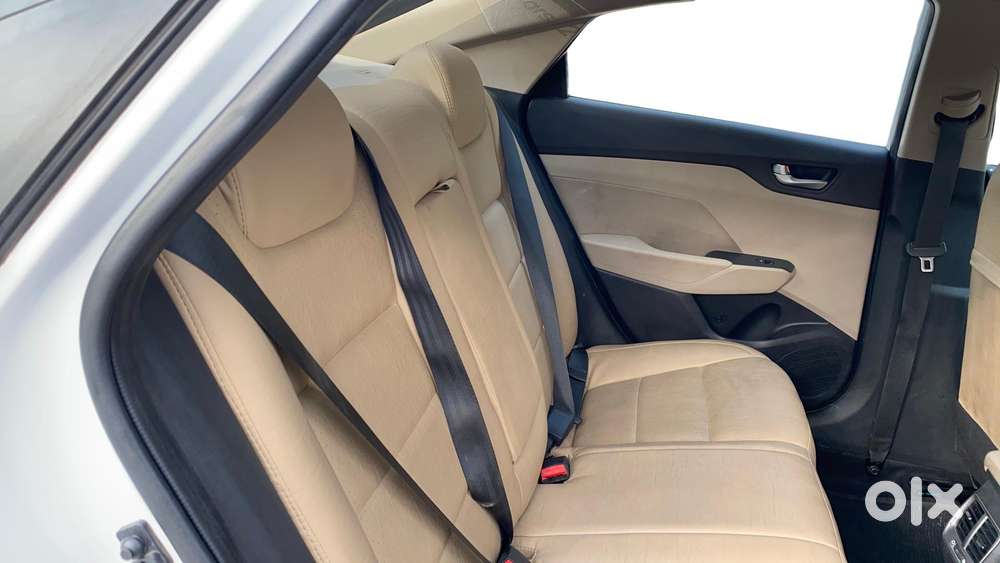 Hyundai Verna 1.5 Sx Vtvt Ivt, 2022, Petrol