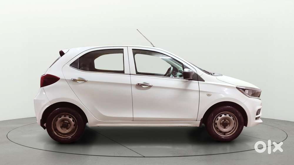 Tata Tiago Xe, 2020, Petrol