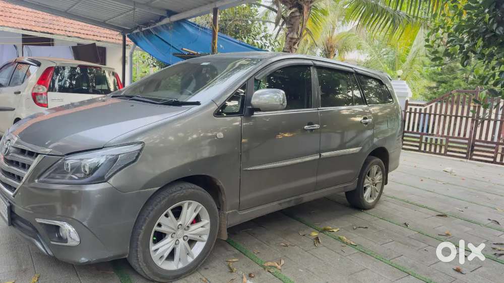 Toyota Innova 2013 Diesel Well Maintained