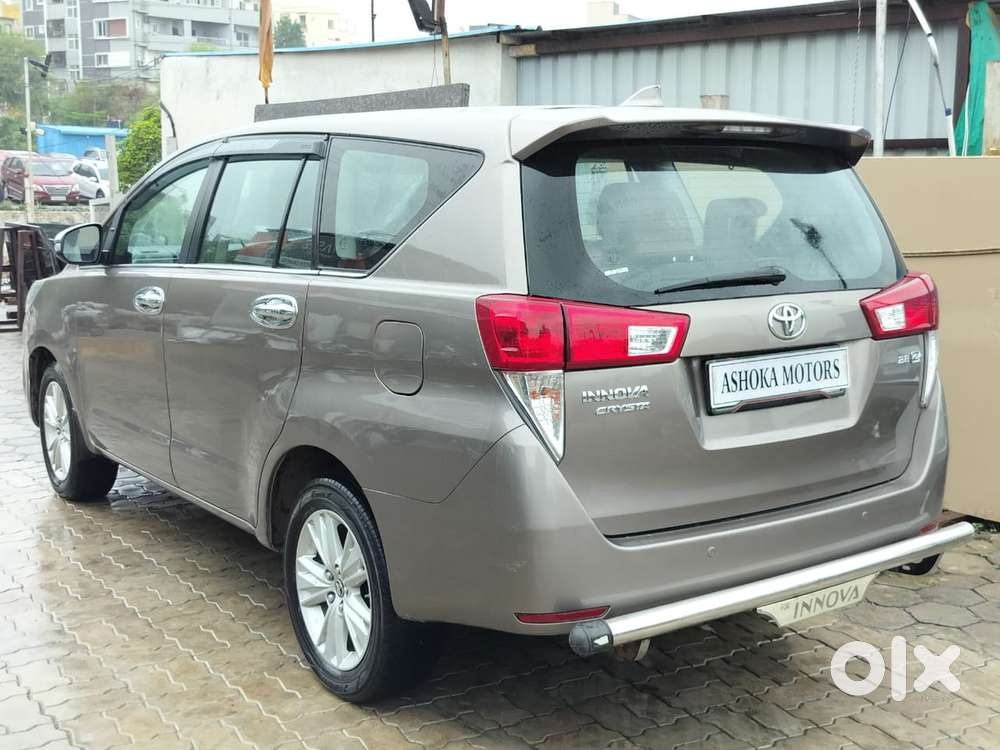 Toyota Innova Crysta 2.8z Automatic, 2016, Diesel