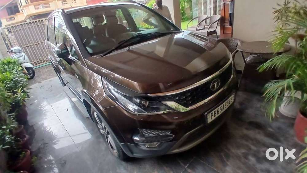Tata Hexa 2.2 Xta 4x2 7 Str, 2017, Diesel