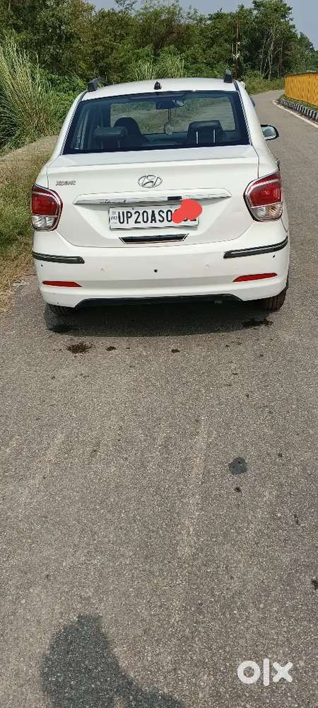 Hyundai Xcent Diesel 2015 December Crdi 4 Calender