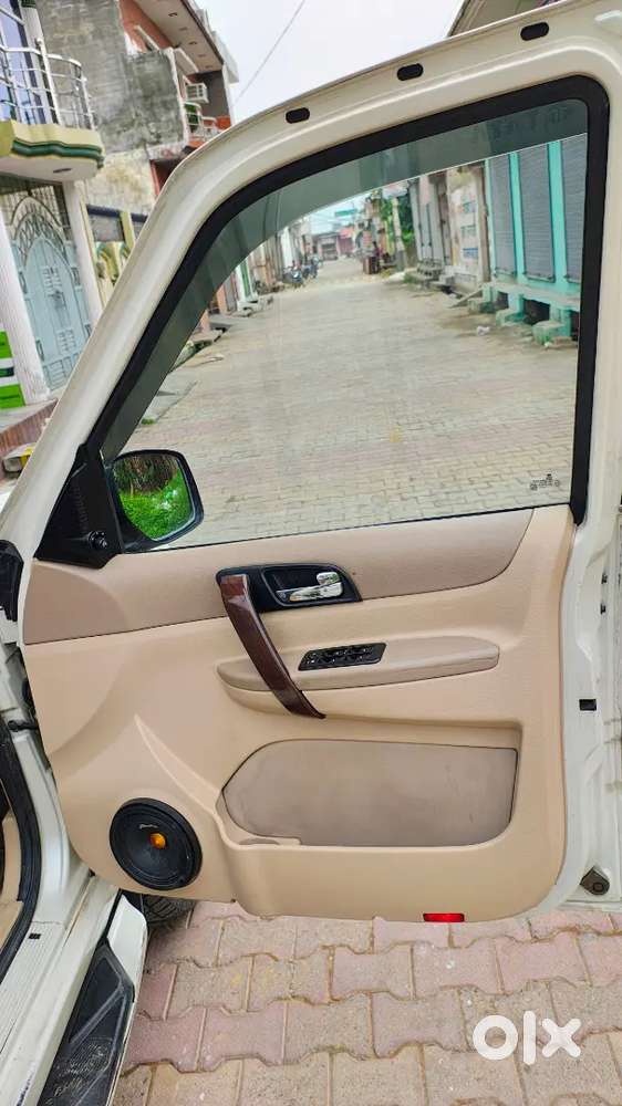 Tata Safari Storme Vx Explorer Edition 2013 Last All Original Colour
