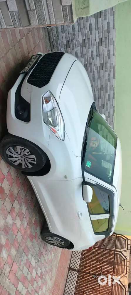 Maruti Suzuki Swift Lxi 2021 Petrol Manual 100000 Km