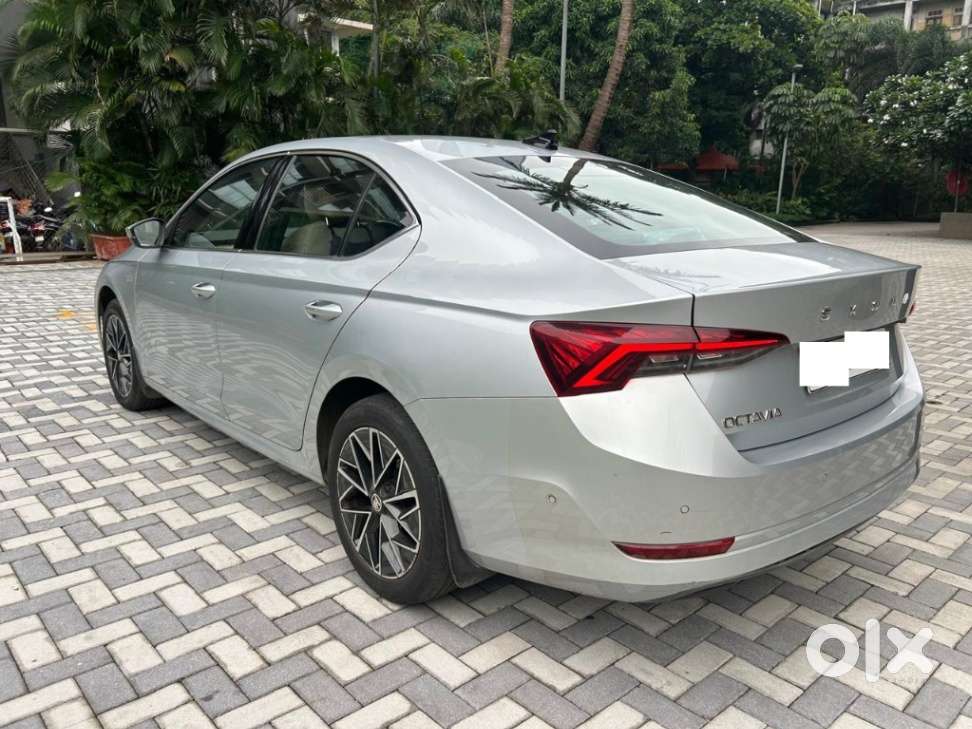 Skoda Octavia 2.0 L K Tsi At, 2022, Petrol