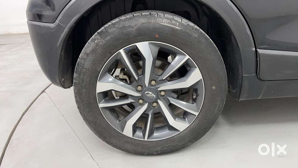 Mahindra Xuv300 W8 Option, 2021, Petrol