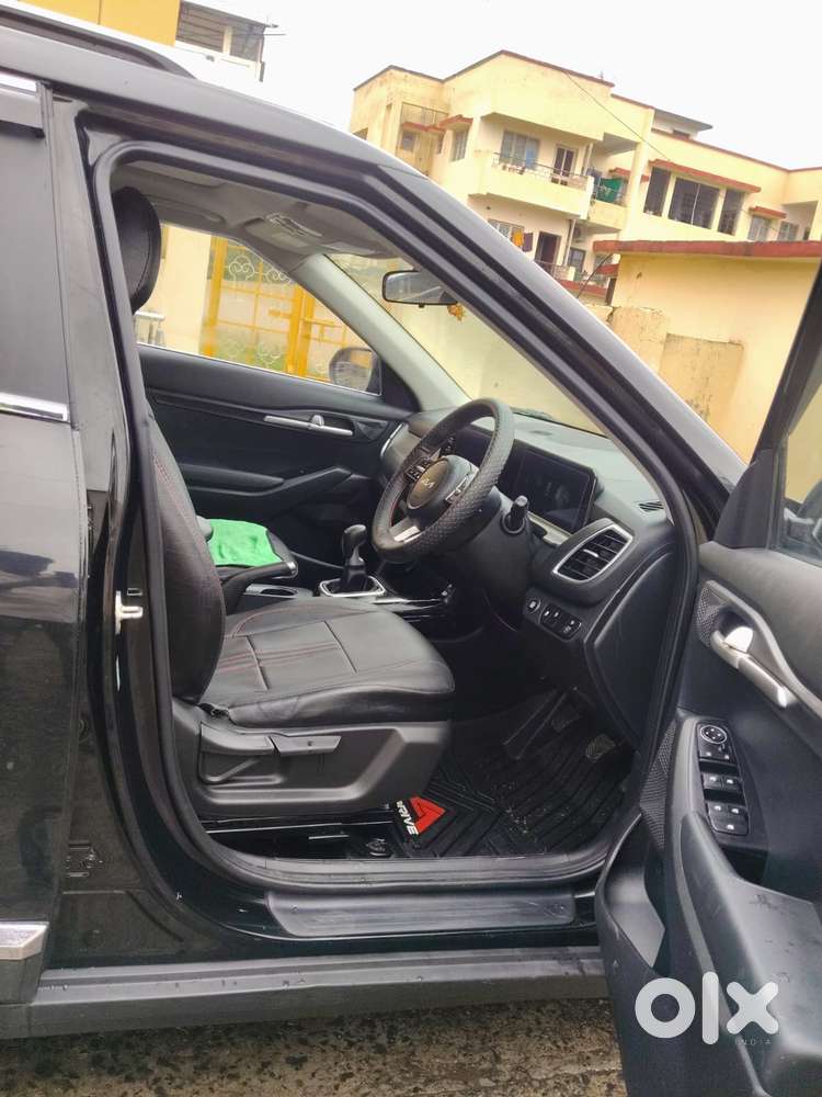 Kia Seltos Htk G, 2025, Petrol