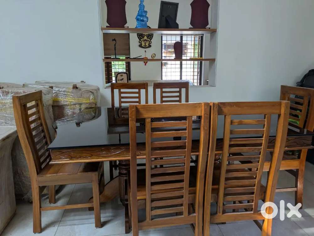 Dining Table 6 seater teak wood (no cushion)