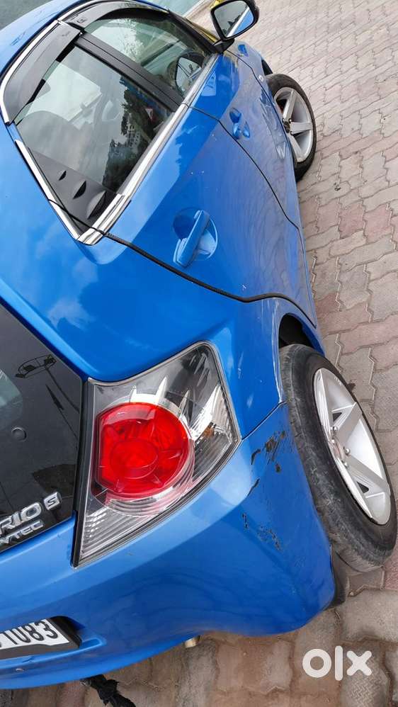 Honda Car 2012 Drive