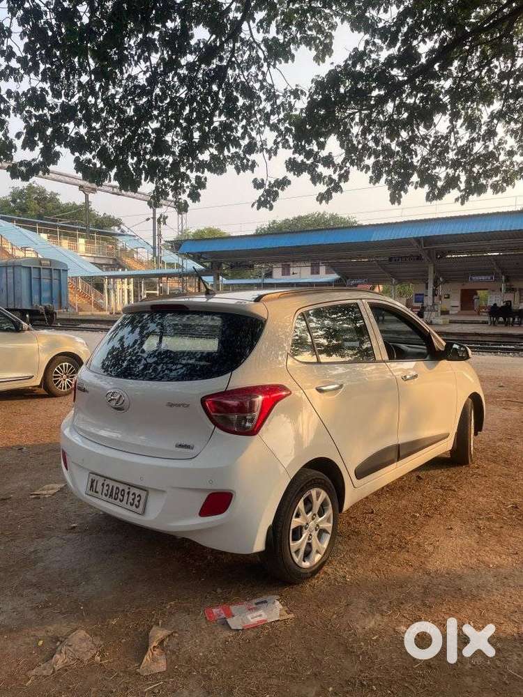 Hyundai Grand I10 2013-2016 Sportz, 2014, Petrol
