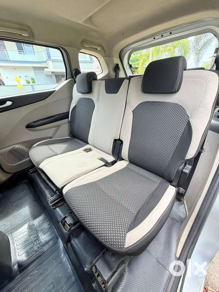 Renault Triber Rxz, 2020, Petrol