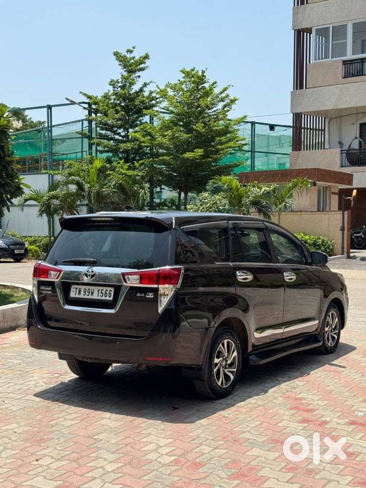 Toyota Innova Crysta 2.8 Gx At 7 Str, 2022, Diesel