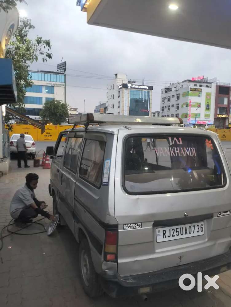 Maruti Suzuki Omni 2011 Petrol
